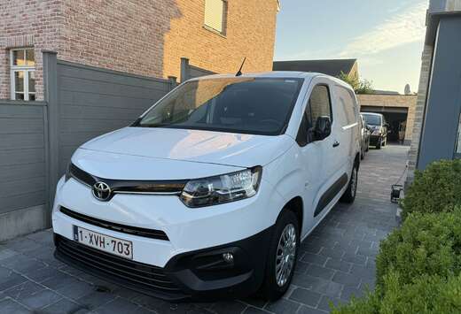 Toyota LANGE VERSE - LONG - NEUWSTAAT