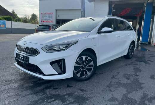 Kia 1.6 GDi PHEV, HYBRIDE/CARPLAY/CAMERA, LEDER