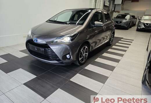 Toyota VVT-i Hybrid Lounge CVT