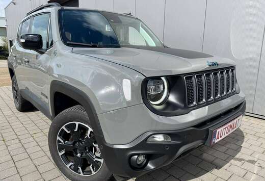 Jeep Renegade PHEV 1.3 T4 AWD Trailhawk DDCT