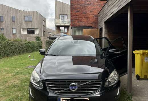 Volvo 2.0 D3 Summum R-Design