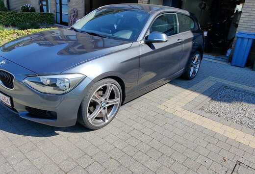 BMW 114i Sport Line