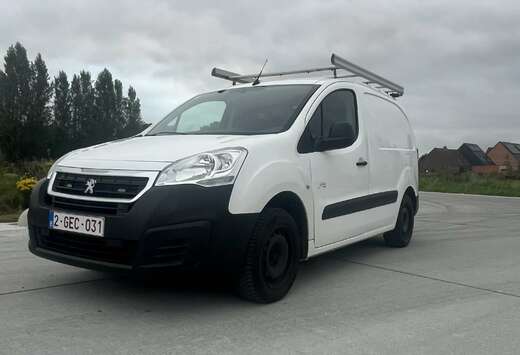 Peugeot 1.6 BlueHDi 100 L1 Premium Cool Edition