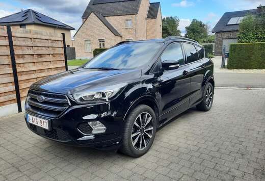 Ford Kuga 1.5 EcoBoost 2x4 ST-Line