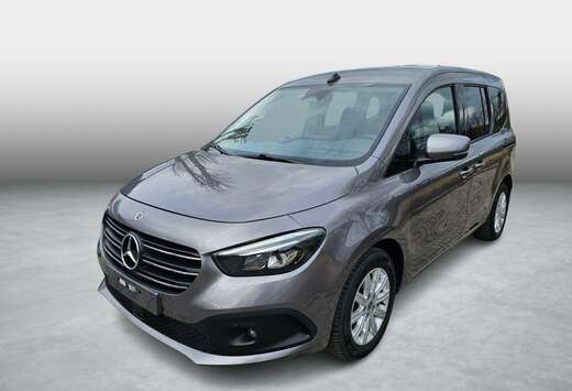 Mercedes-Benz T180 Progressive DCT