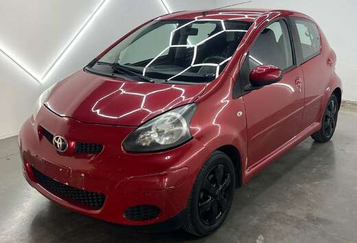 Toyota 1.0i VVT-i Plus MMT