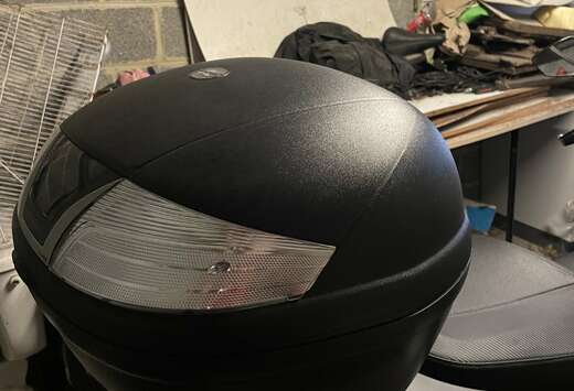 Andere  kymco 125i modèle avec gps