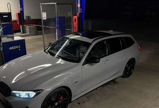 BMW 330e Touring Aut. M Sport