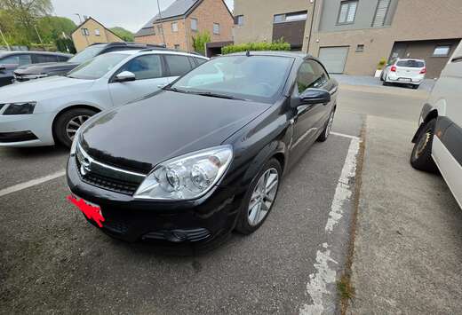 Opel Astra Twintop 1.9 CDTi (Lire annonce)