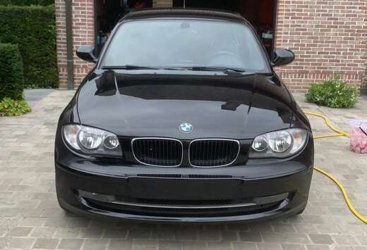 BMW d Crossed Flag