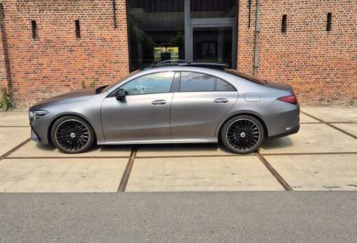 Mercedes-Benz CLA 220 4Matic 7G-DCT AMG Line