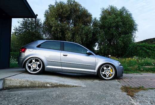 Audi 3.2i V6 24v Quattro S-line BVM6