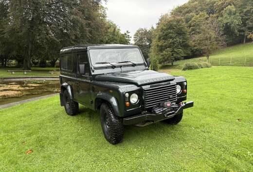 Land Rover Defender 2.4 Turbo - D E