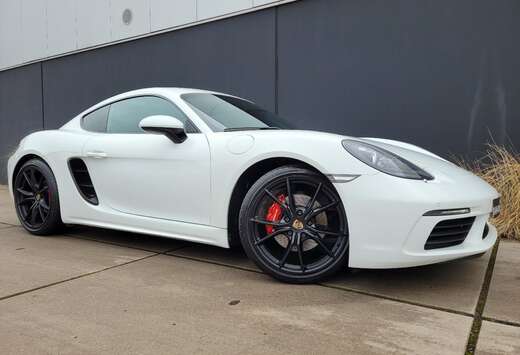 Porsche 718 2.0Turbo PDK *20\