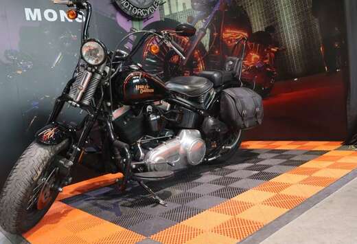 Chopper Cross Bones