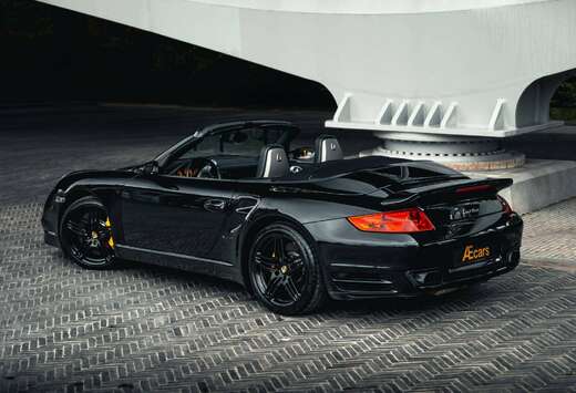 Porsche .1 911 TURBO / CABRIOLET / MANUAL / PCCB / HA ...
