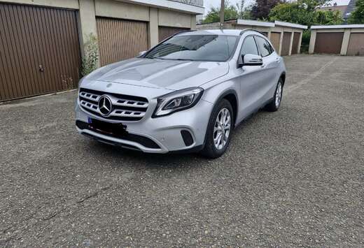 Mercedes-Benz d FULL OPTION