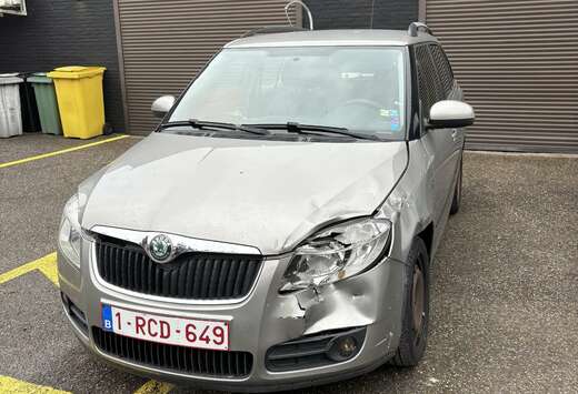 Skoda 1.6 16V Ambiente