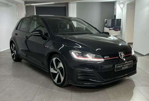 Volkswagen Golf 2.0 TSI Performance DSG