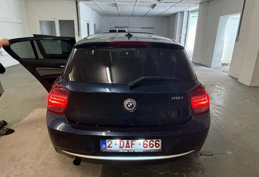 BMW 118i