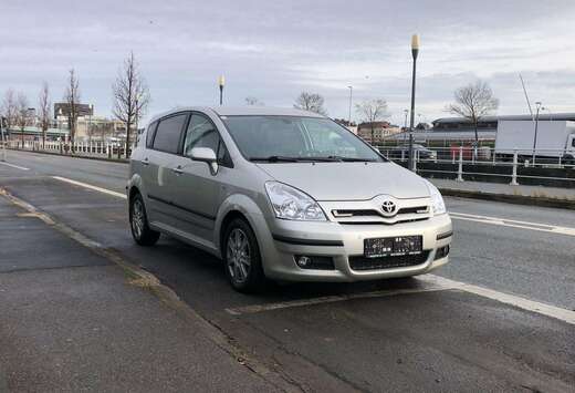 Toyota Corolla Verso 2.2 D4D 16v L. Luna DPF