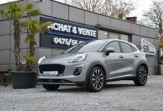 Ford NEW ARRIVAL1.0 EcoBoost Titanium