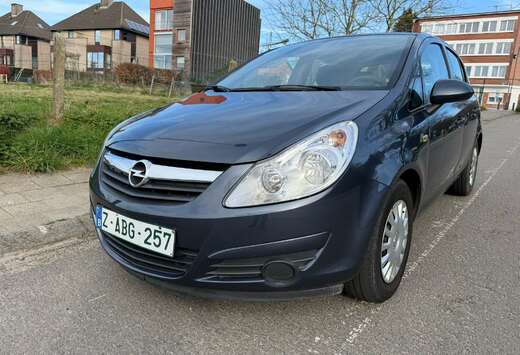Opel Corsa 1.0i Enjoy