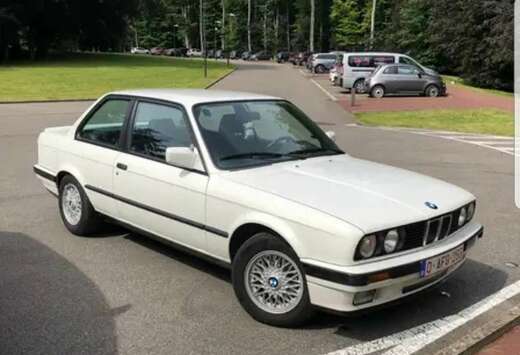 BMW 318is