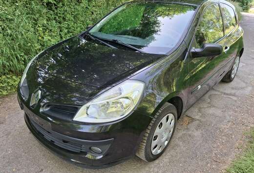 Renault 1.5 dCi Community Black