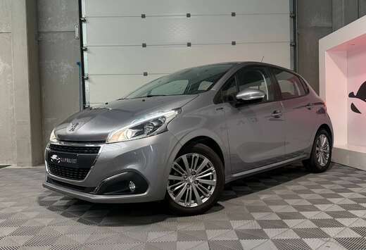 Peugeot 1.2i Signature, Boite Auto, GPS, Capteurs AR, ...