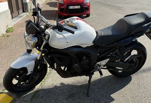 S2 Naked