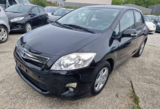 Toyota Auris HEV 1.8i HSD Luna CVT