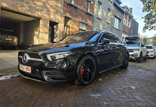 Mercedes-Benz A180 AMG PACK
