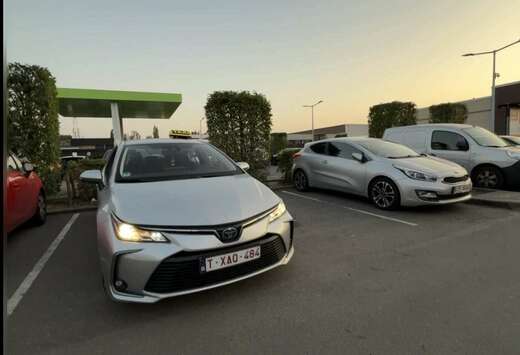Toyota 1.8 Hybrid Comfort
