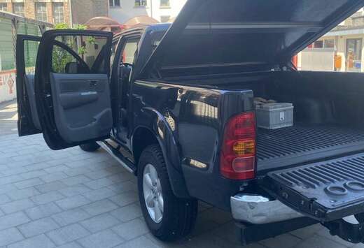 Toyota 2.5 D-4D 4WD SR Antarctica