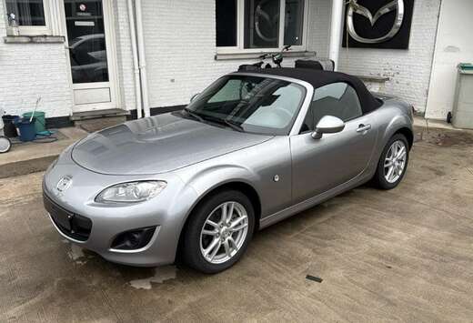 Mazda 16V Active (Soft Top)