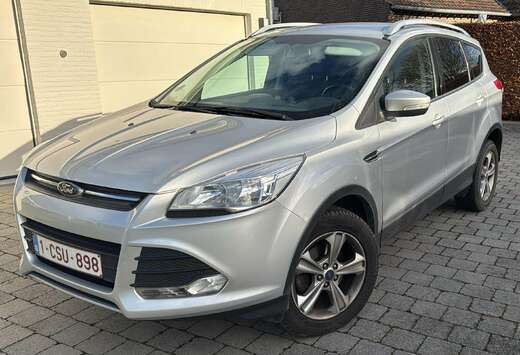Ford Kuga 1.6 EcoBoost 2x4Titanium