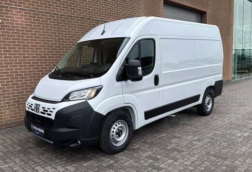 Fiat Gesloten Bestelwagen 3T5 L2H2 140PK AT8 LD