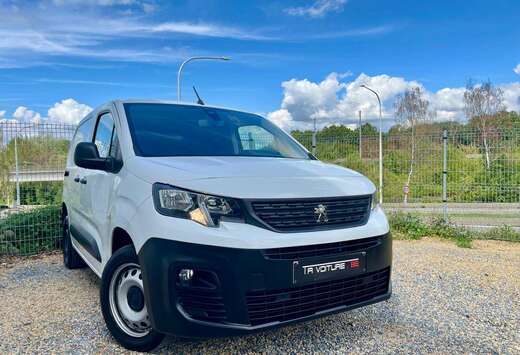 Peugeot 1.2 PureTech L1 Premium BOITE-AUTO/3Pl./CLIM/ ...