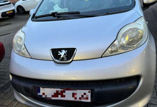Peugeot 1.0e 12v 2-Tronic Urban Move