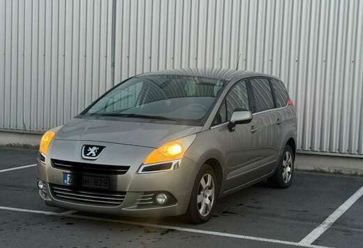 Peugeot 5008 1.6 HDi Premium Pack FAP
