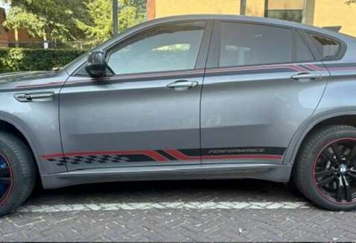 BMW X6 M 4.4iA V8