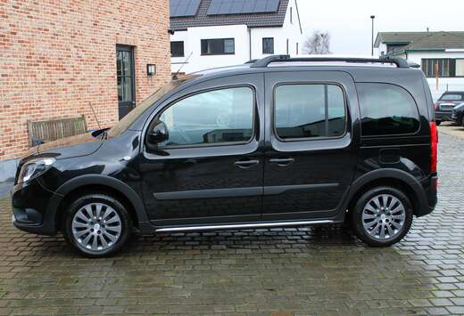 Mercedes-Benz 1.2 Turbo Monovolume