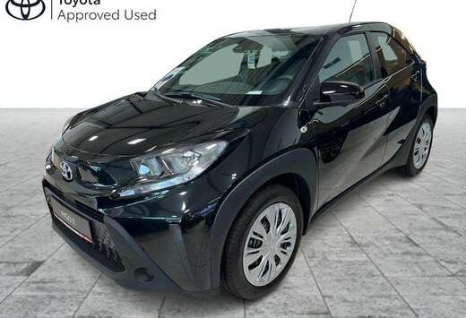 Toyota 1.0 MT PLAY