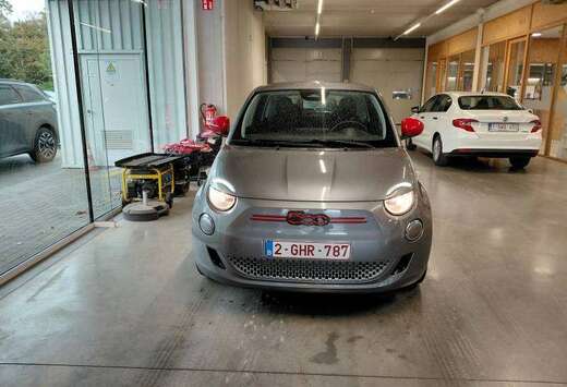 Fiat 3 500e 24 kWh (Red)
