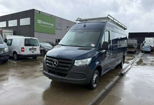 Mercedes-Benz 519 (Stock ID 29625)