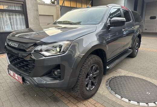 Isuzu DC V-CROSS 4WDDubbel cab met hardtop DEMO