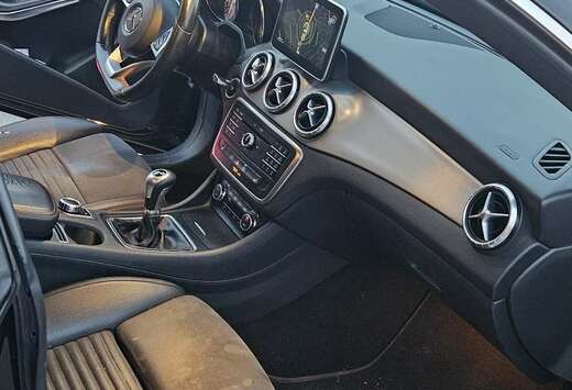 Mercedes-Benz Shooting Brake d AMG Line