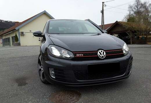 Volkswagen Golf 2.0 TSI DSG