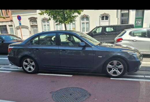 BMW 523iA